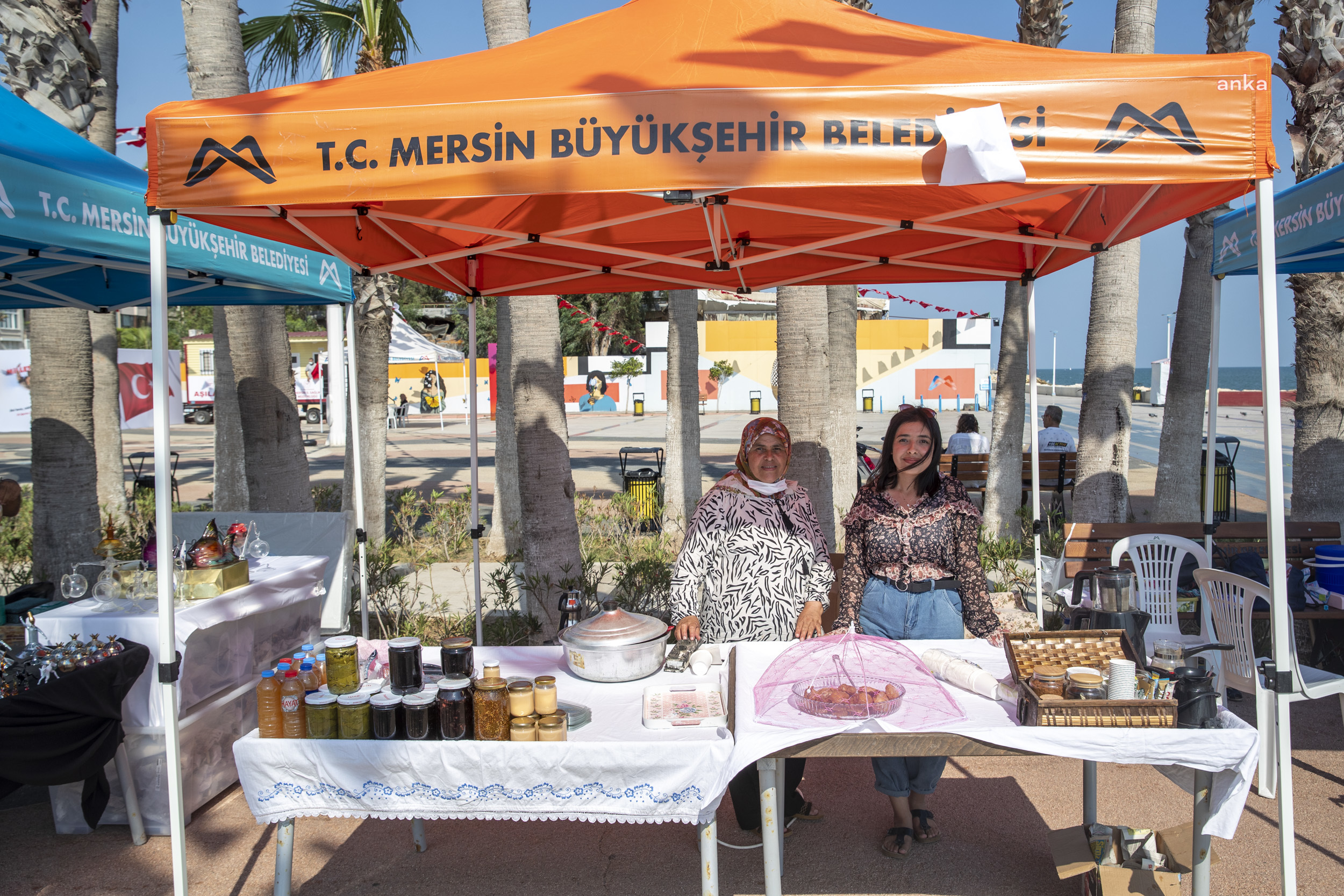 EL SANATLARI USTALARI VE KADIN ÜRETİCİLER, MERSİN BÜYÜKŞEHİR’İN STANTLARINDA BULUŞTU