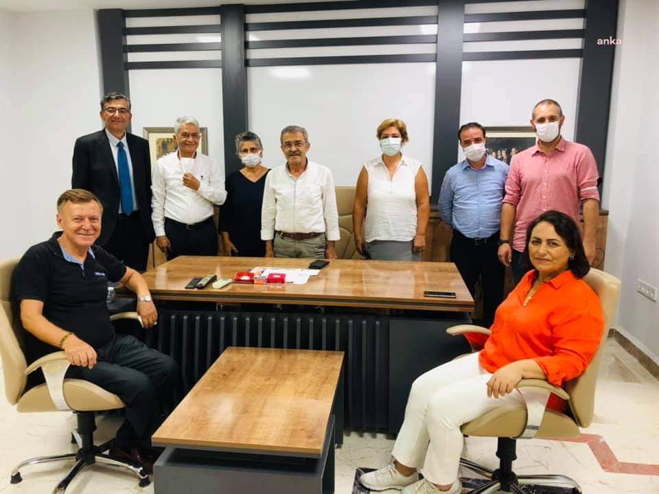 CHP ADANA'DA 'PARTİ OKULU' HEYECANI