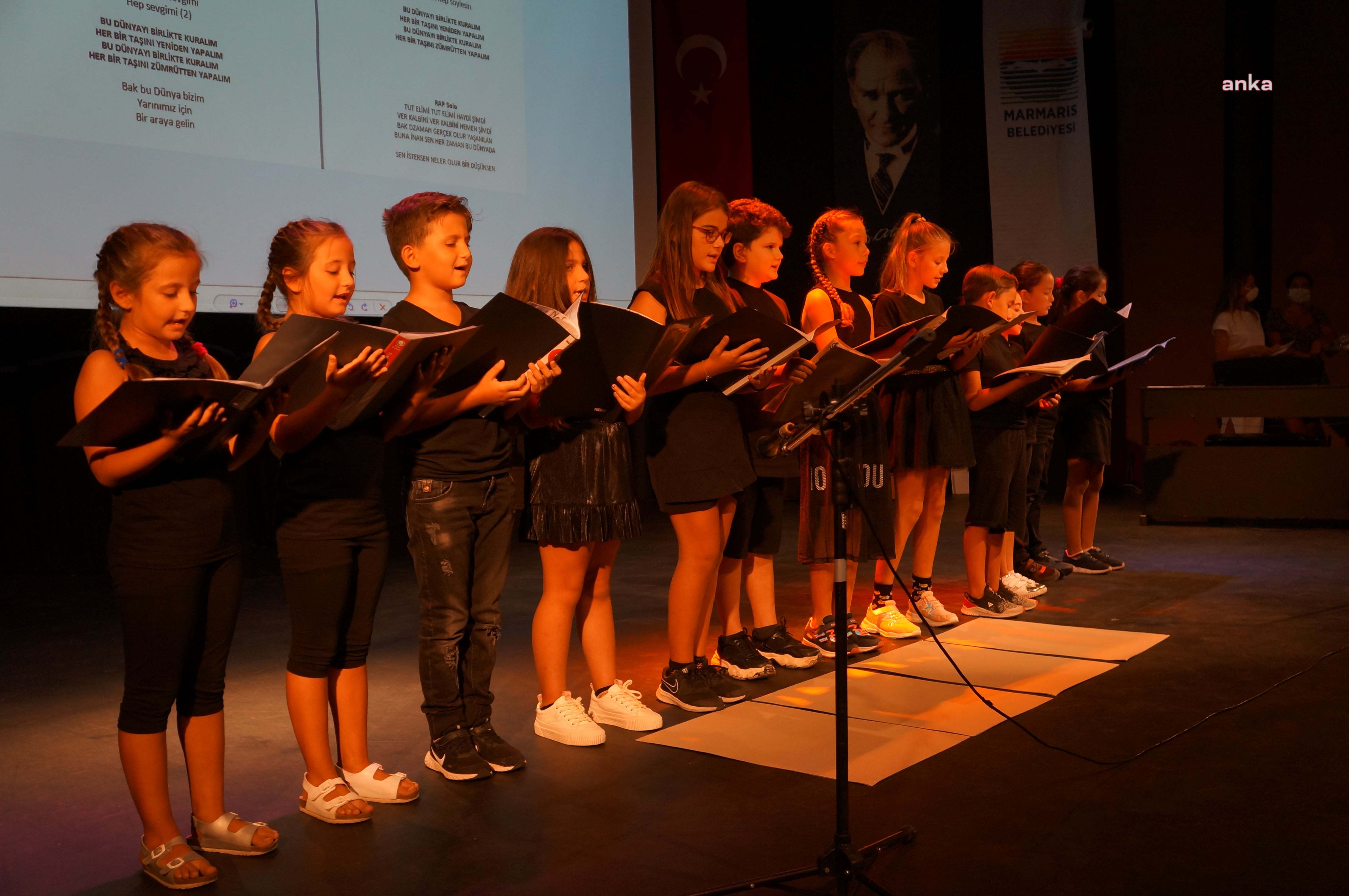 MARMARİS BELEDİYESİ'NİN DÜZENLEDİĞİ YAZ KURSU SONA ERDİ