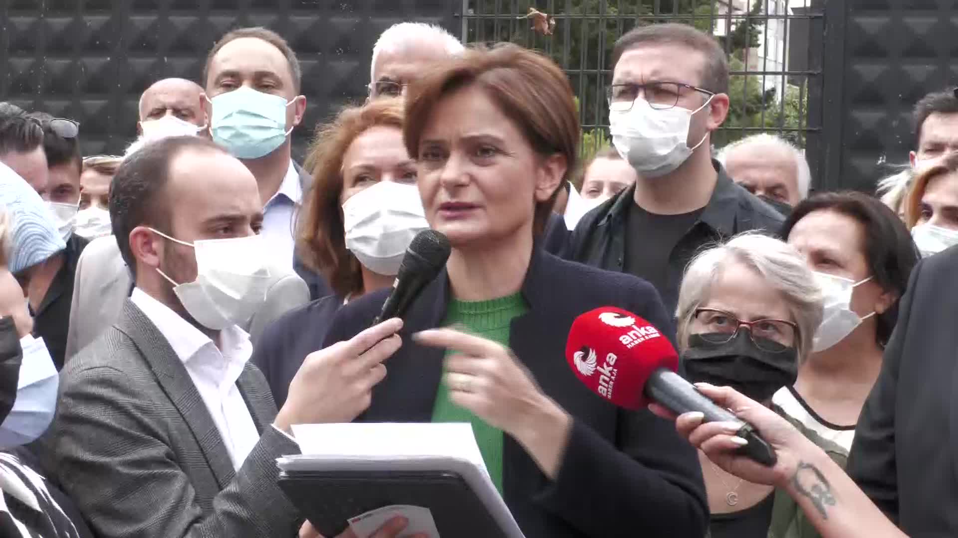 KAFTANCIOĞLU: İSTANBUL'DA DEPREME DAYANIKSIZ 15 OKUL, DEVLET KAMULAŞTIRMA BEDELİ ÖDEYEMEDİĞİ İÇİN AYNEN DURUYOR