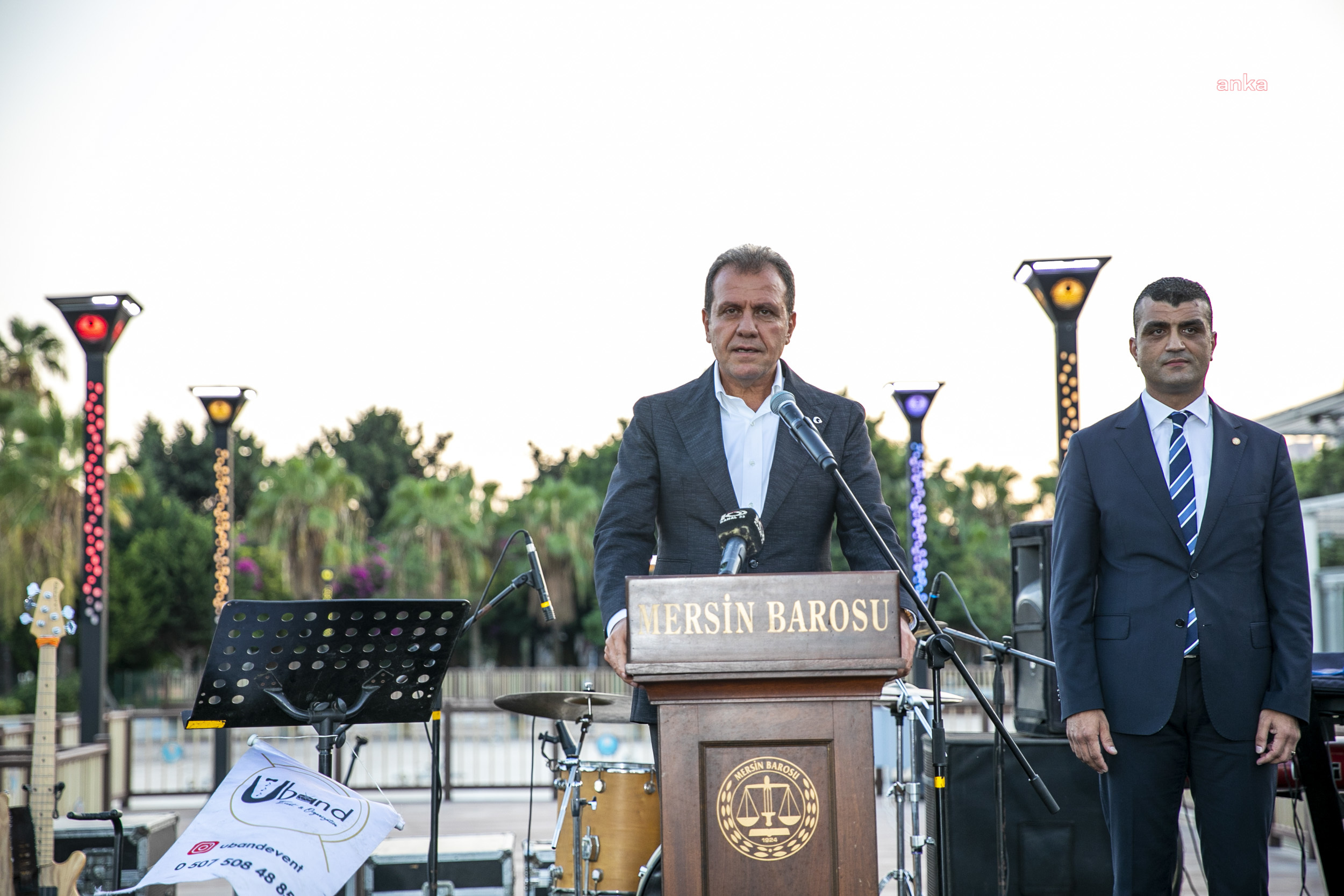 VAHAP SEÇER: “HUKUK HER ALANDA HEPİMİZE LAZIM”