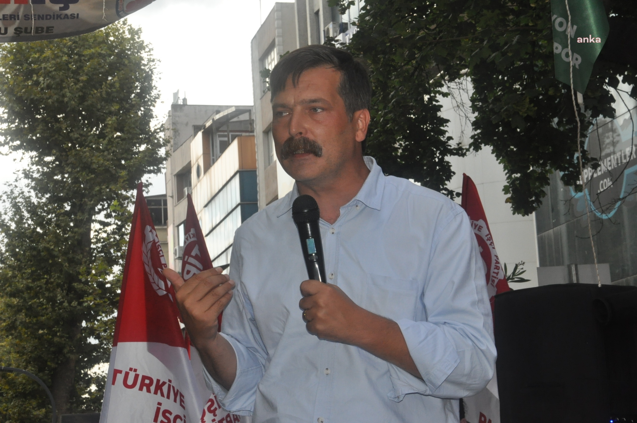 TİP GENEL BAŞKANI ERKAN BAŞ: “DAĞ, TAŞ YANSIN, İNSANLAR ÖLSÜN AMA BİZİM CEBİMİZ DOLU OLSUN, DİYEN BİR İKTİDARA SAHİBİZ”