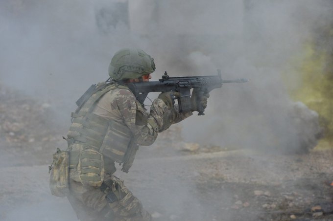 MSB: 18 PKK/YPG'Lİ TERÖRİST ETKİSİZ HALE GETİRİLDİ