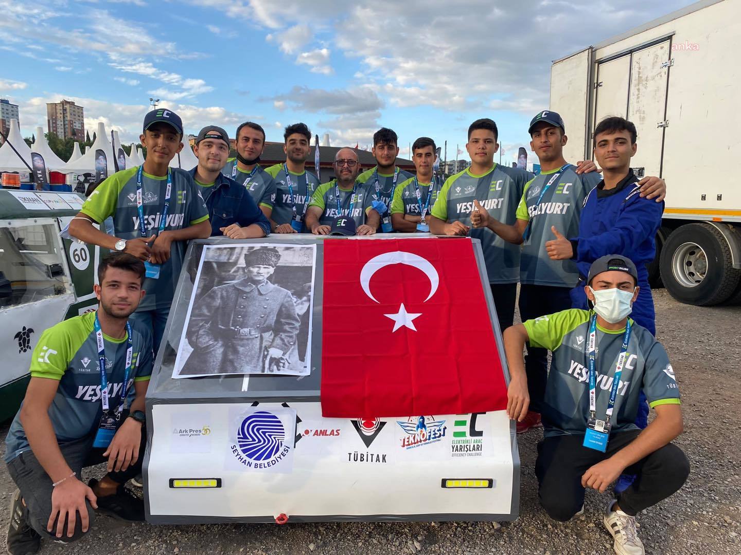 ELEKTRİKLİ ARAÇ "SEYHAN"A 3 ÖDÜL