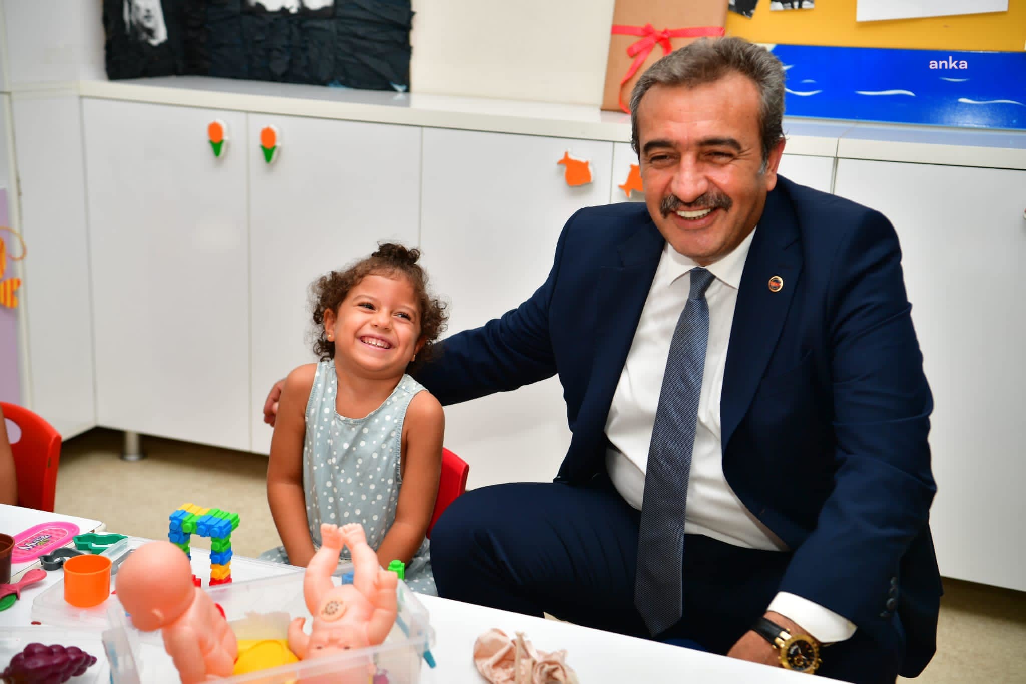 ÇUKUROVA BELEDİYE BAŞKANI ÇETİN'DEN KREŞ ZİYARETİ