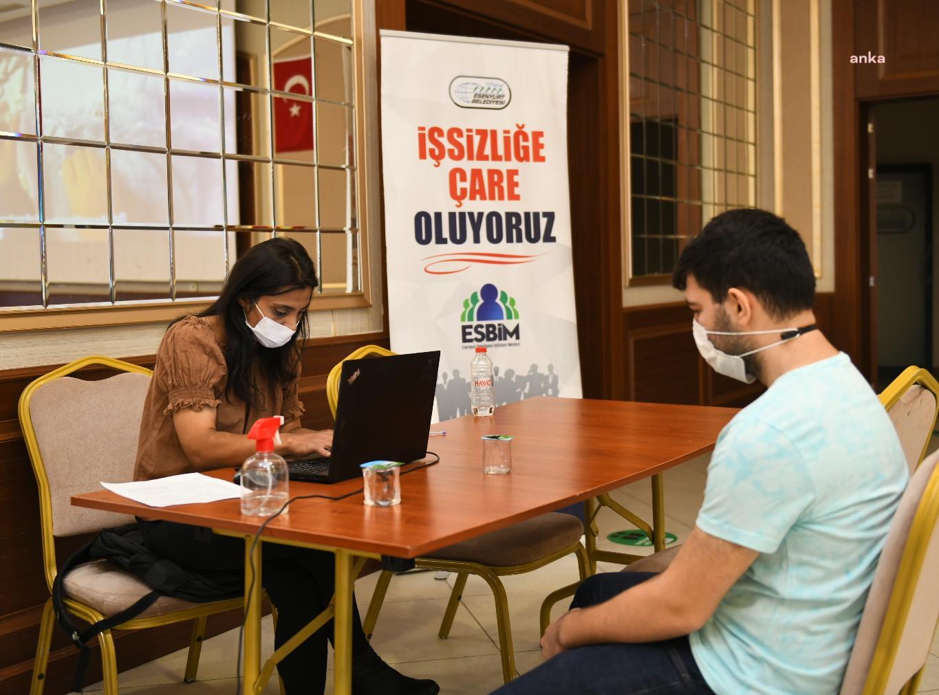 ESENYURT BELEDİYESİ'NDEN İSTİHDAMA KATKI: 104 KİŞİ DAHA İŞ ESBİM ARACILIĞIYLA SAHİBİ OLDU