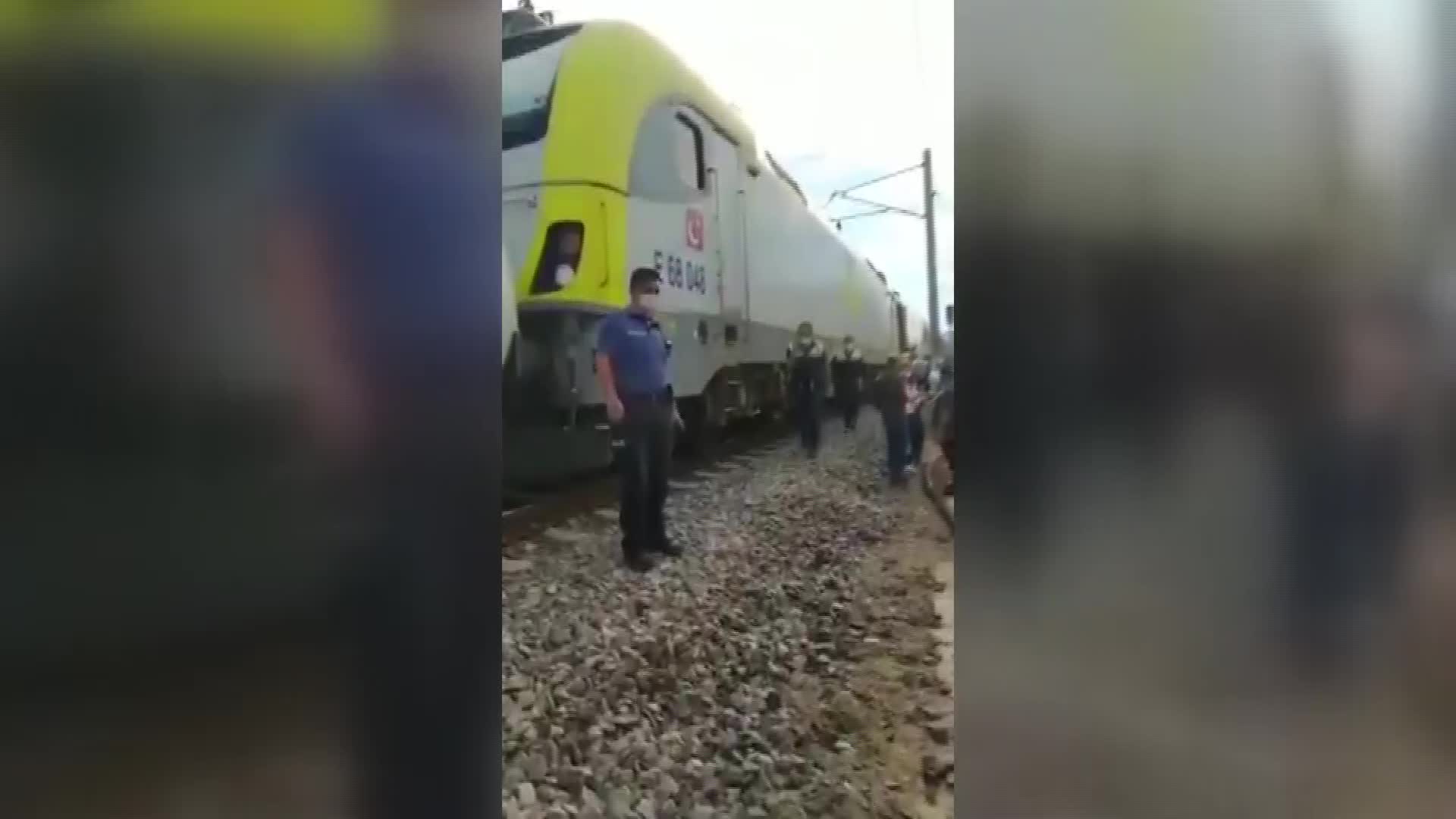 İSTANBUL'DA HIZLI TREN KAZASI
