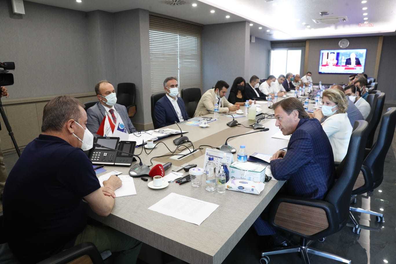 ANTALYA BÜYÜKŞEHİR’İN ÇALIŞMALARI MESLEK ODALARININ TEMSİLCİLERİNE ANLATILDI
