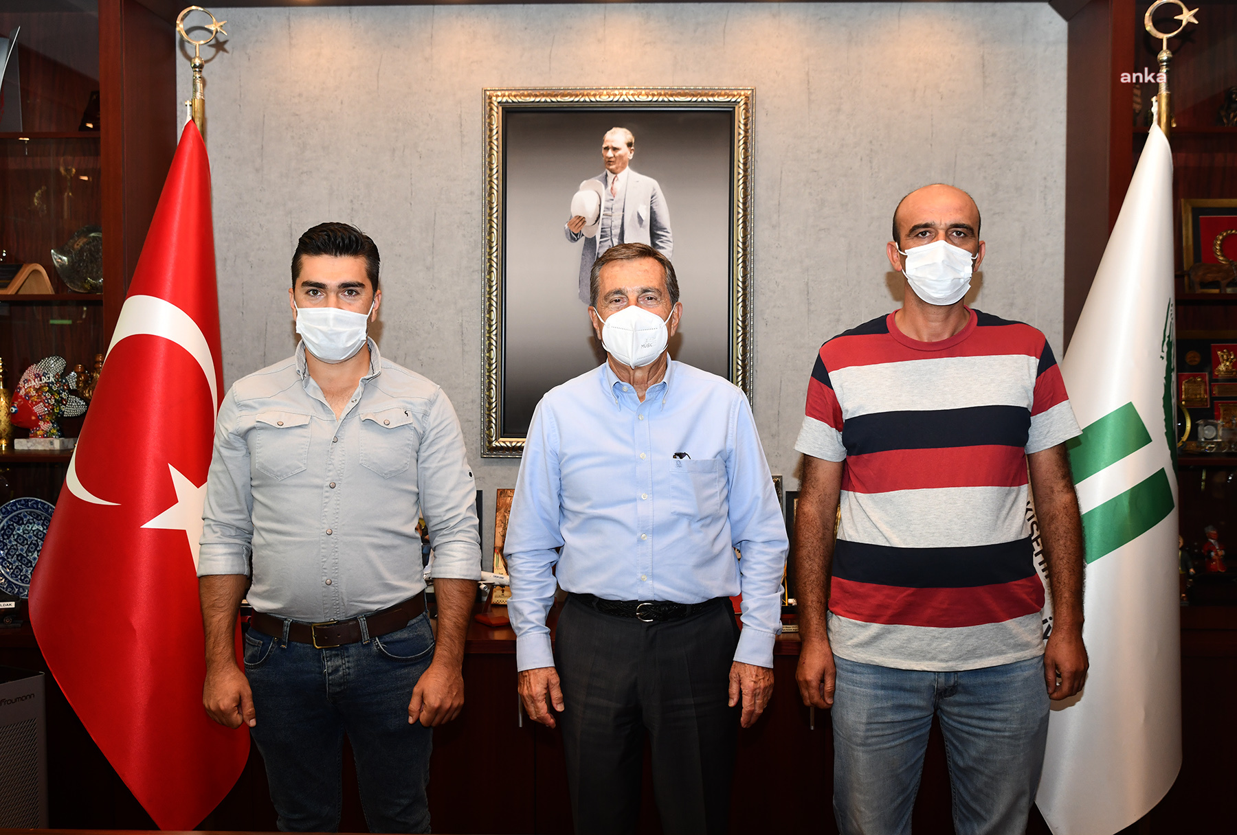 TEPEBAŞI BELEDİYE BAŞKANI ATAÇ’TAN ÖZVERİLİ PERSONELE TEBRİK
