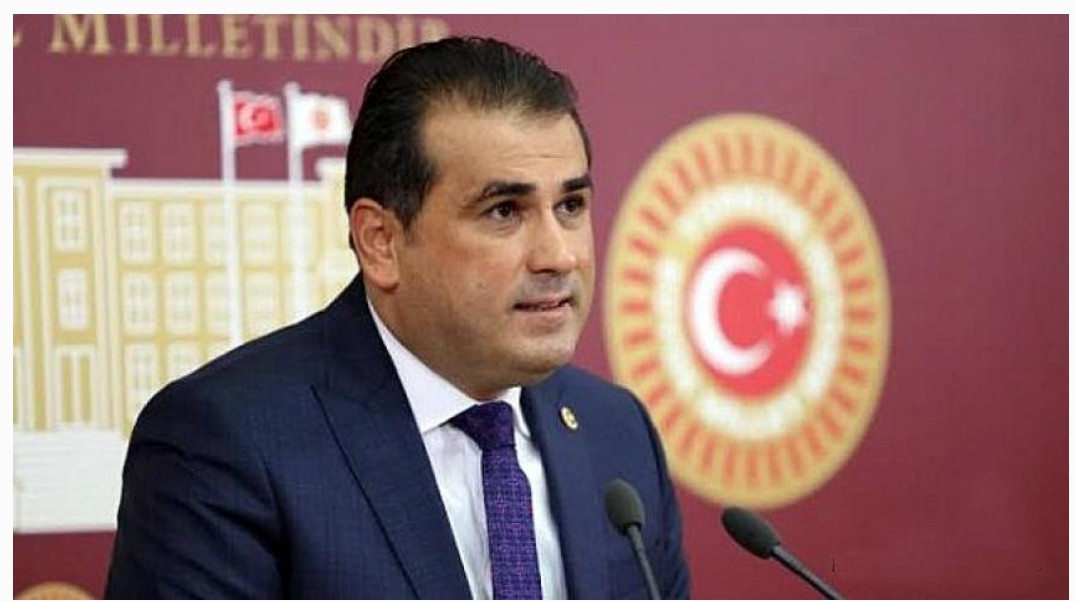 CHP’Lİ DEMİRTAŞ’TAN BAKAN ZEHRA ZÜMRÜT SELÇUK’AB, “BU PARAYLA NASIL GEÇİNİLİR?”