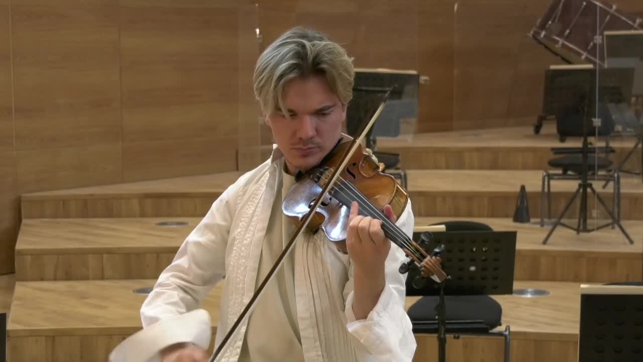 CSO'NUN 2021-2022 SEZONU YURY REVİCH KONSERİ İLE AÇILDI