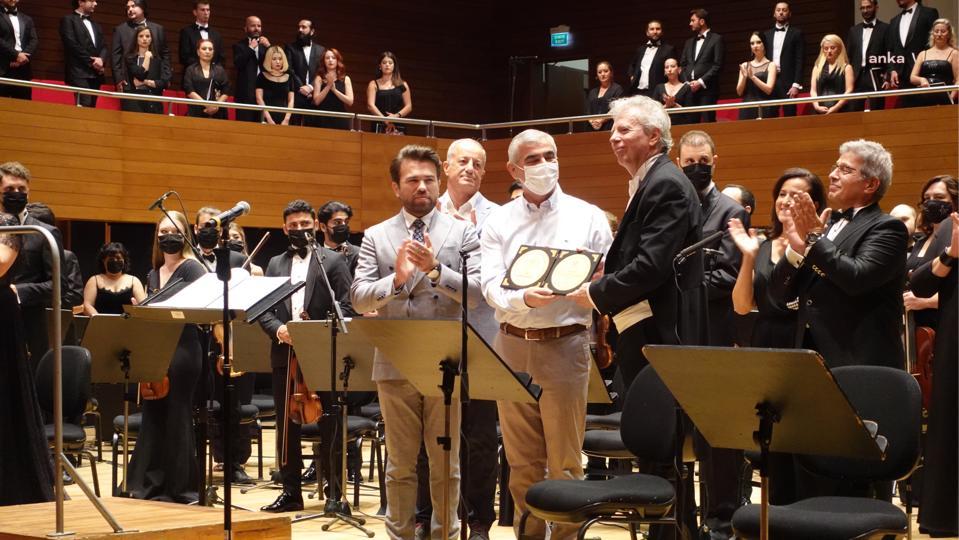 YUNUS EMRE, 700. ÖLÜM YILDÖNÜMÜNDE İZMİR'DE ANILDI