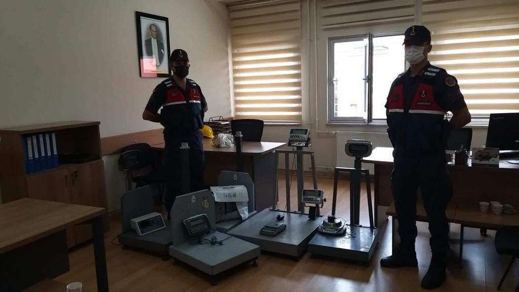 DÜZCE'DE FINDIK TÜCCARLARINA OPERASYON