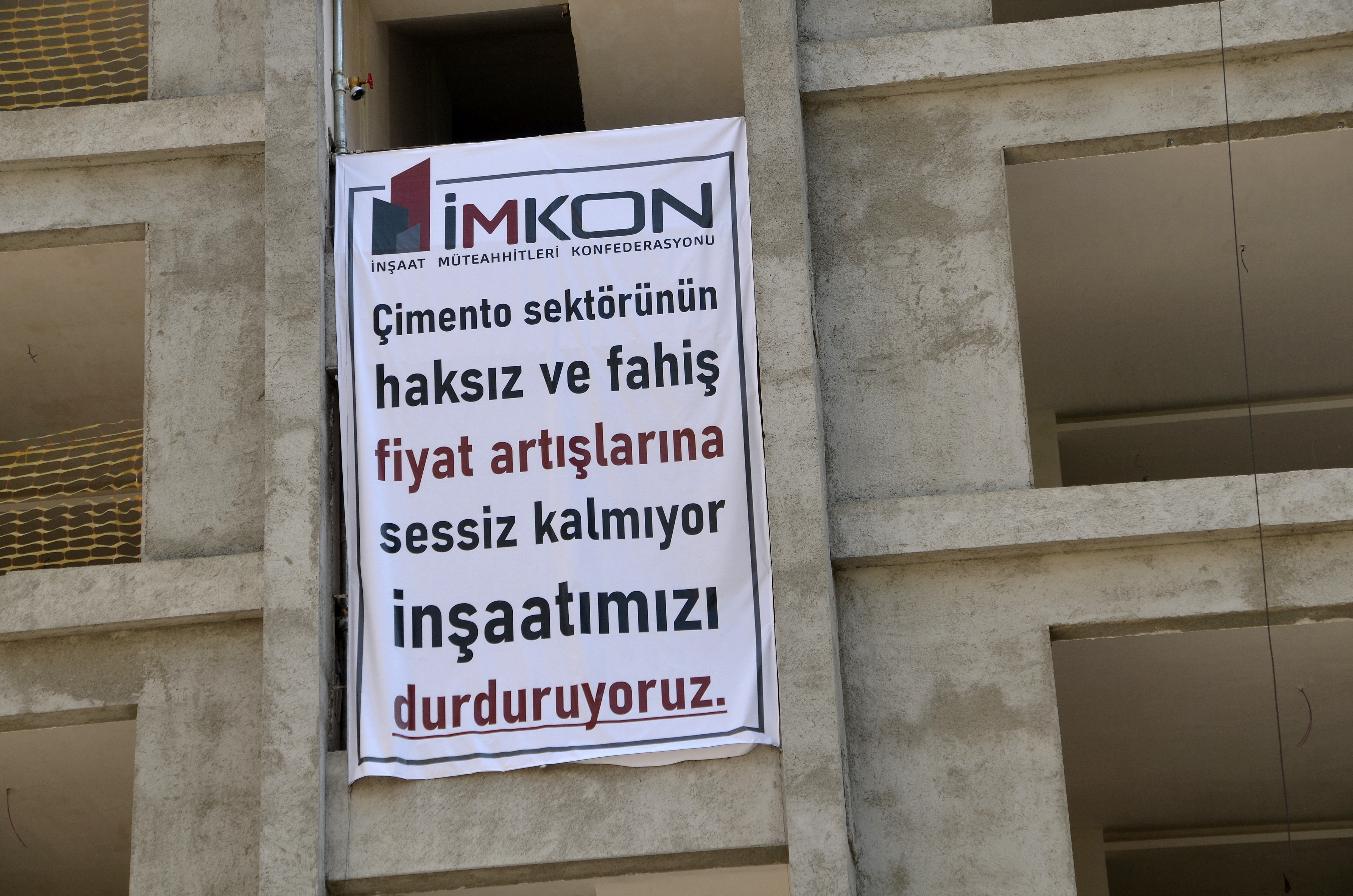 AYAMDER'DEN ÇİMENTO FİYATLARINA KARŞI İNŞAATLARDA İŞ BIRAKMA EYLEMİNE DESTEK