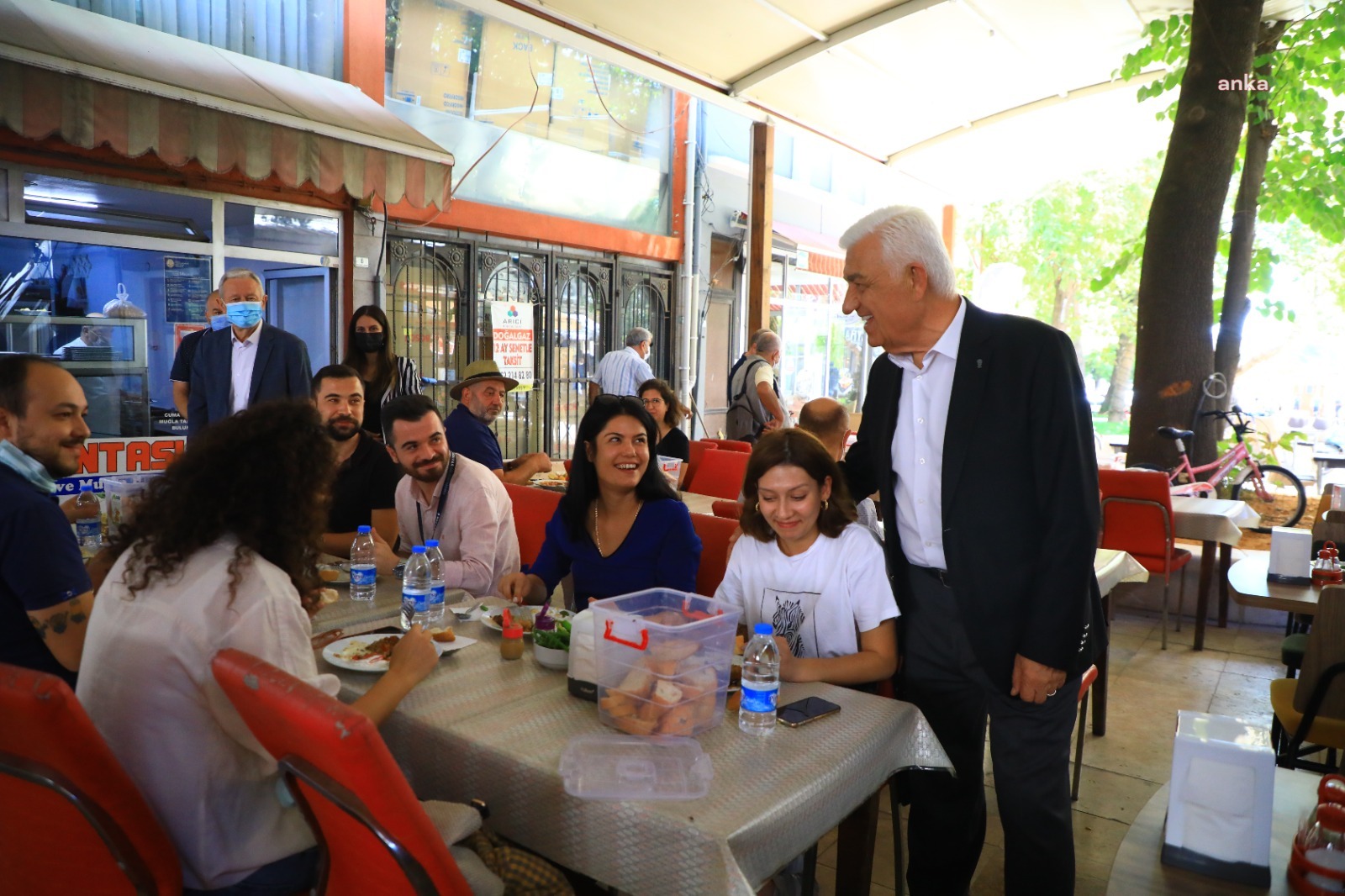 BAŞKAN GÜRÜN, MENTEŞE ESNAFINI ZİYARET ETTİ