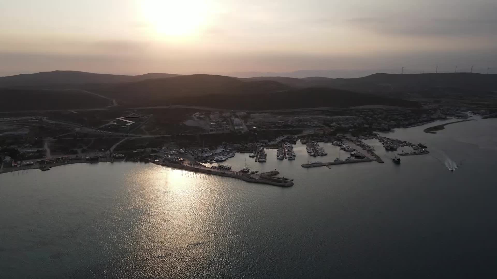 ÇEŞME ALAÇATI’DA BALIK ŞOV