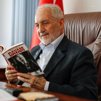 SAADET PARTİLİ OĞUZHAN ASILTÜRK, COVİD-19 NEDENİYLE HASTANEYE KALDIRILDI