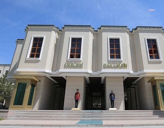 İÇİŞLERİ BAKANLIĞI: TURUNCU KATEGORİDE ARANAN BİR TERÖRİST ETKİSİZ HALE GETİRİLDİ