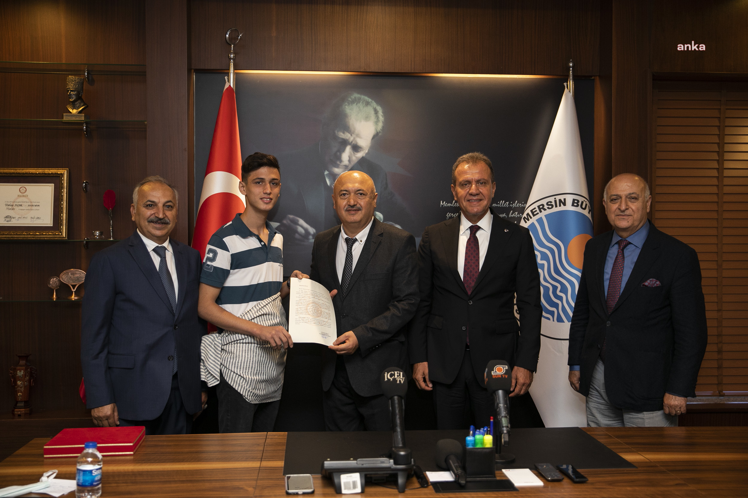 MERSİN'DE ESNAF SANATKARLAR ODALARI BİRLİĞİ, BAŞKAN SEÇER'İ ZİYARET ETTİ