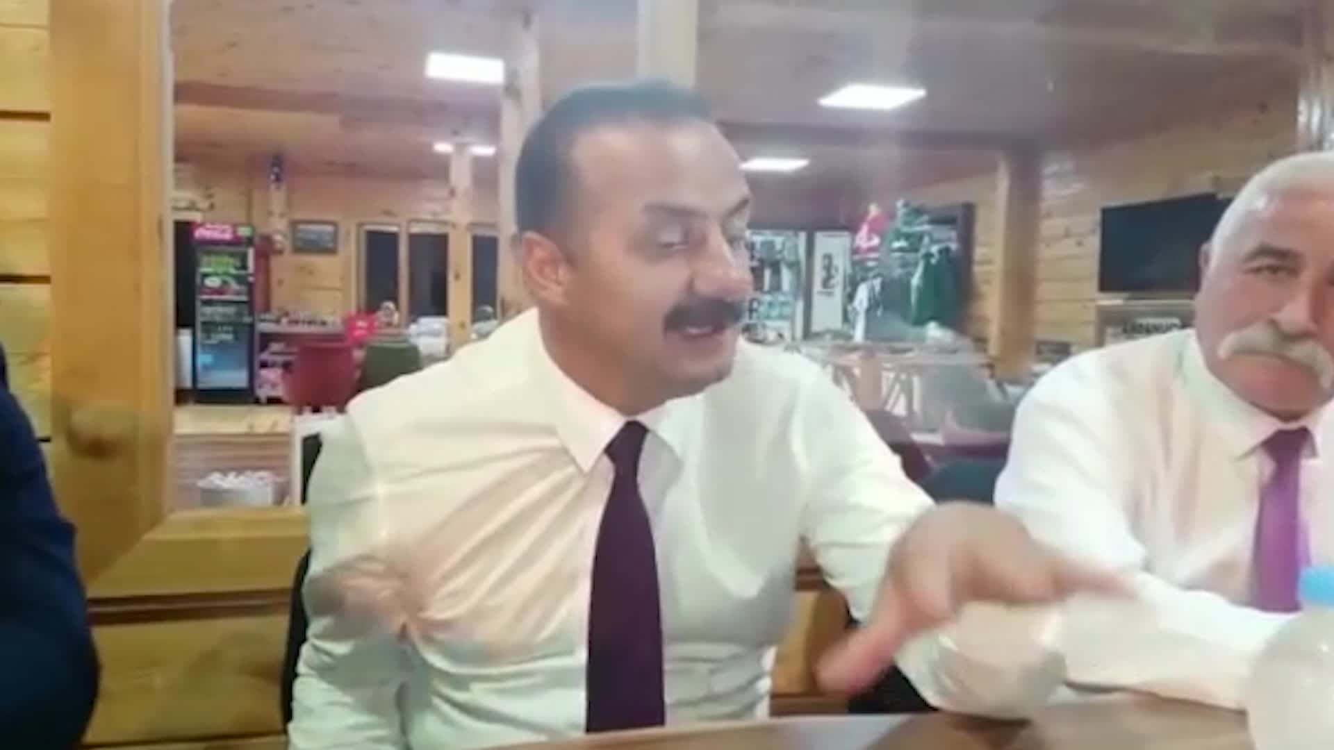 İYİ PARTİLİ AĞIRALİOĞLU: “BİNALİ BEYE ÖZHASEKİ BEYEFENDİYE CEKETİNİ GİYDİRDİK GERİ GÖNDERDİK”