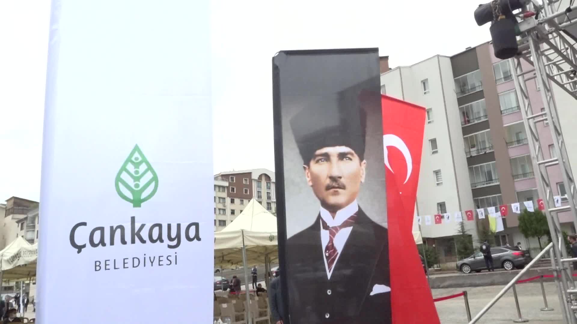 ÇANKAYA BELEDİYESİ'NDEN 1 TEMEL ATMA 1 AÇILIŞ