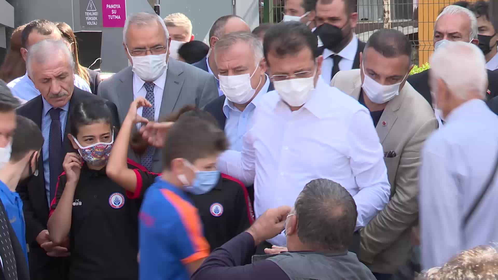İMAMOĞLU, İBB'YE AİT ÖĞRENCİ YURTLARINDAKİ YATAK KAPASİTESİNİ 5 BİNE ÇIKARMAK İSTEDİKLERİNİ SÖYLEDİ
