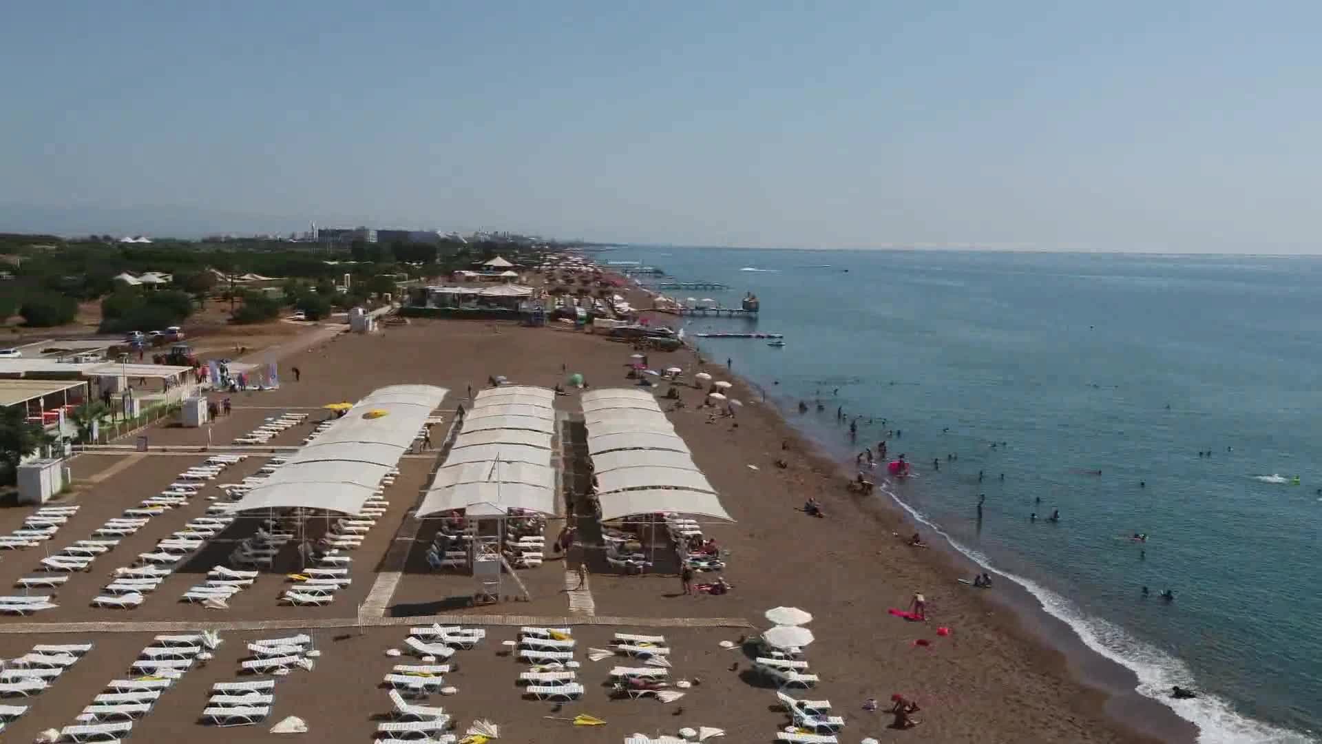 ANTALYA BÜYÜKŞEHİR’DEN DÜNYA TEMİZLİK GÜNÜ’NDE KIYI TEMİZLİĞİ