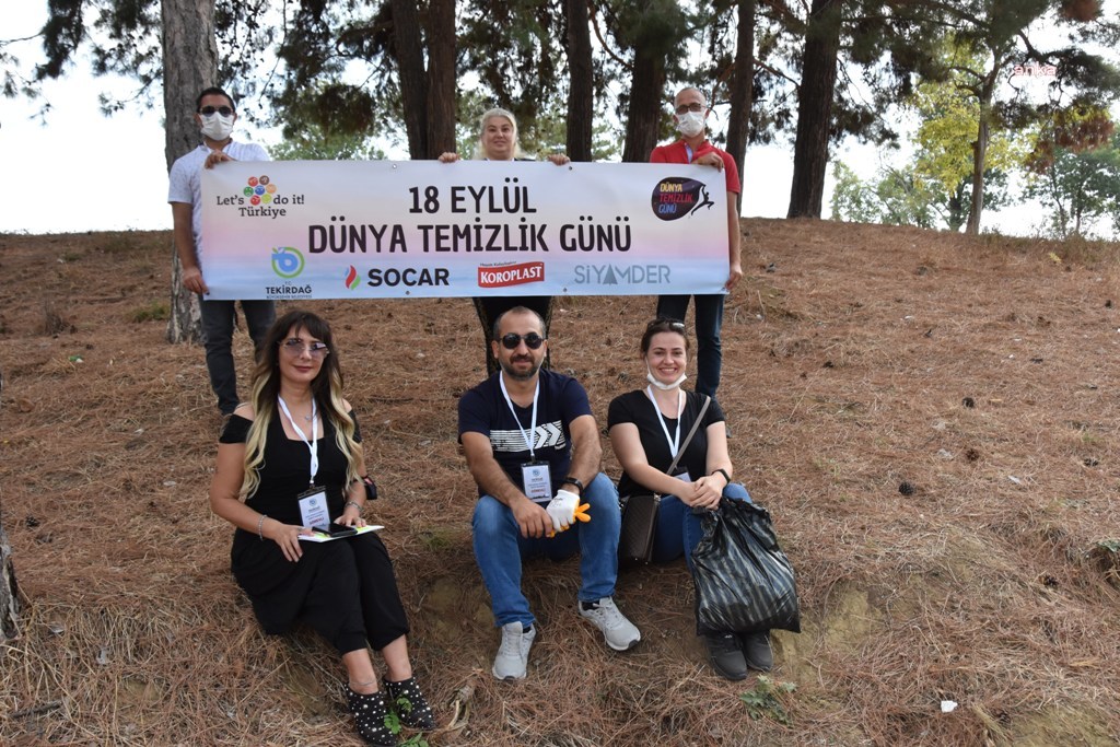 TEKİRDAĞ'DA ÇEVRE TEMİZLİĞİNE DİKKAT ÇEKMEK İÇİN ÇÖP TOPLADILAR