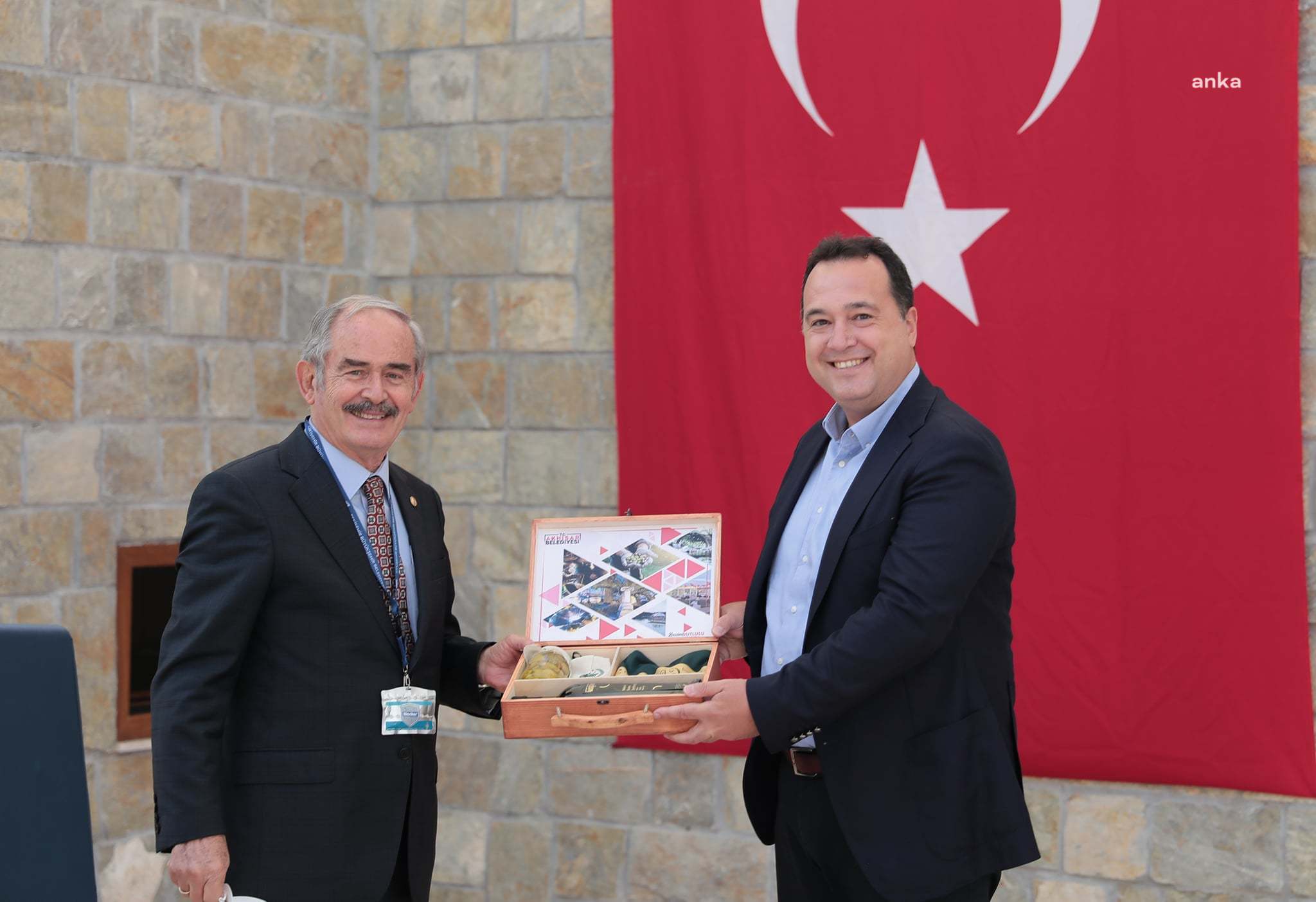 AKHİSARLI MUHTARLAR ESKİŞEHİR’İ ZİYARET ETTİ