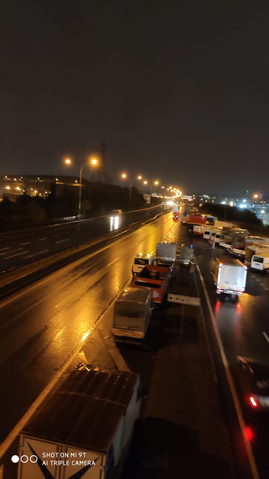 ÖNLEMLER SAYESİNDE HALDE YOĞUNLUK YAŞANMADI