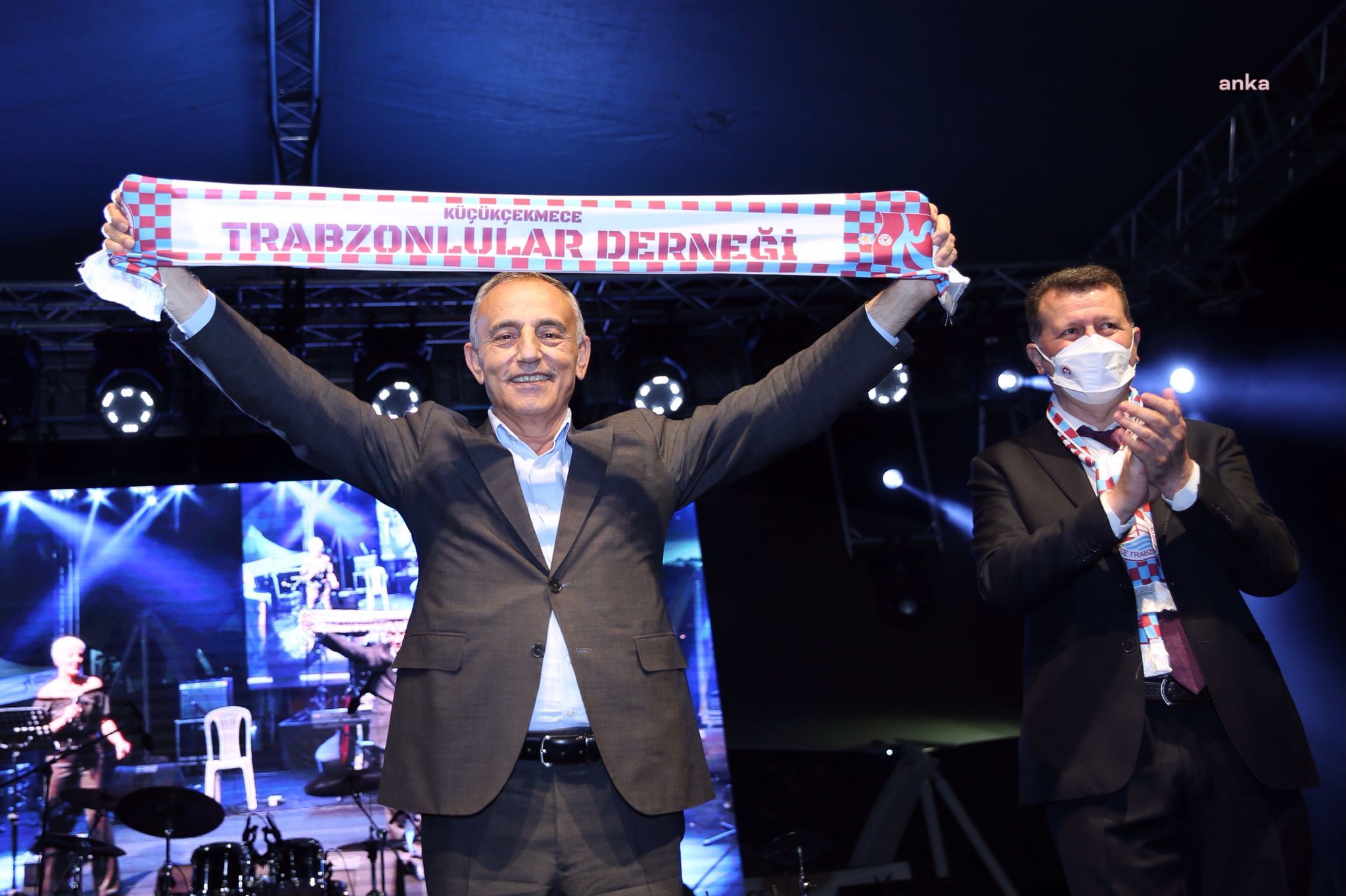 KÜÇÜKÇEKMECE’DE TRABZON RÜZGARI
