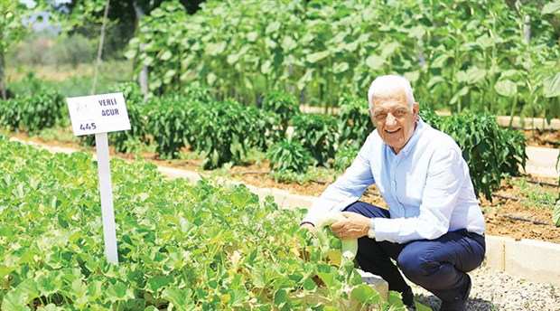 BAŞKAN GÜRÜN: “YERLİ TOHUM ÜRETMEK VE SATMAK YASAK, GDO’LU TOHUMU ALMAK SERBEST”