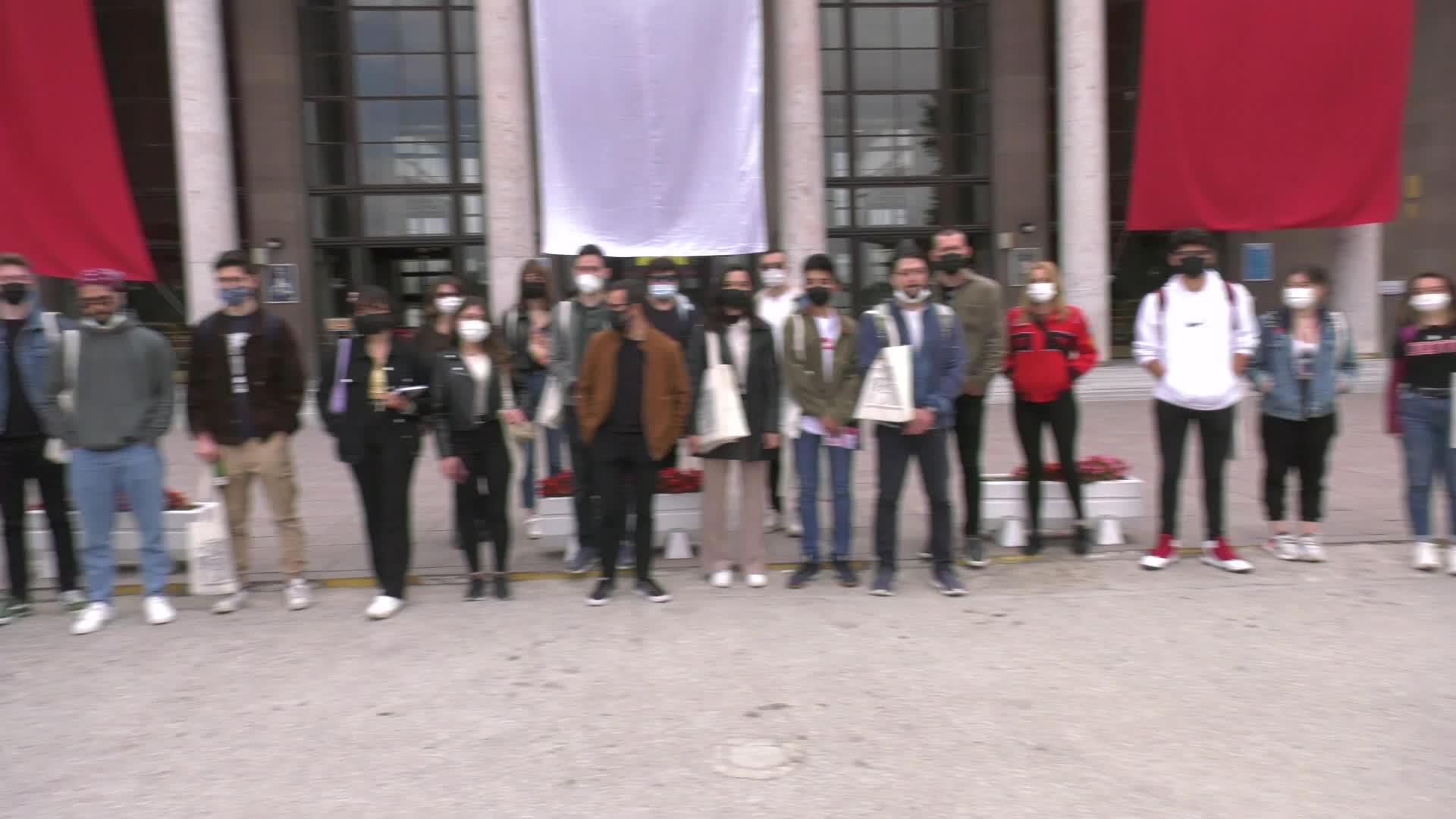ANKARA BÜYÜKŞEHİR’DEN BAŞKENT’E OKUMAYA GELEN ÖĞRENCİLER İÇİN KENT GEZİSİ