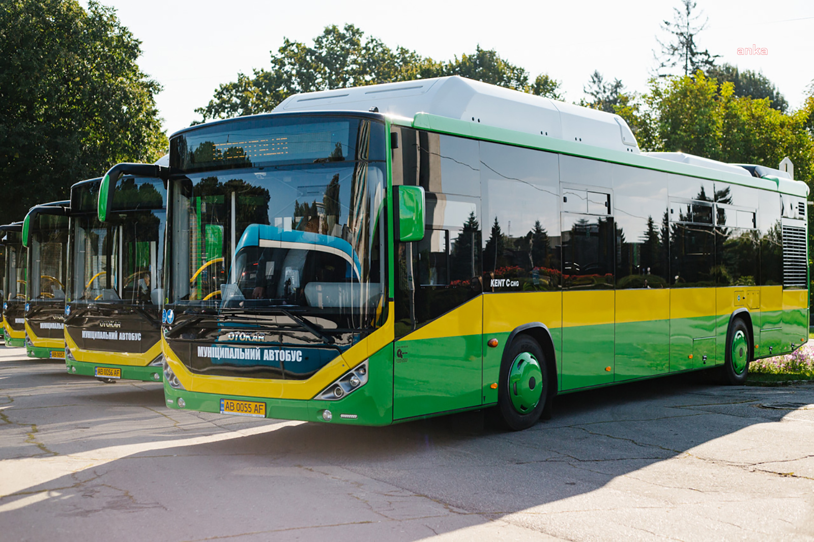 OTOKAR, UKRAYNA'YA 10 DOĞAL GAZLI "KENT" OTOBÜSÜ TESLİM ETTİ