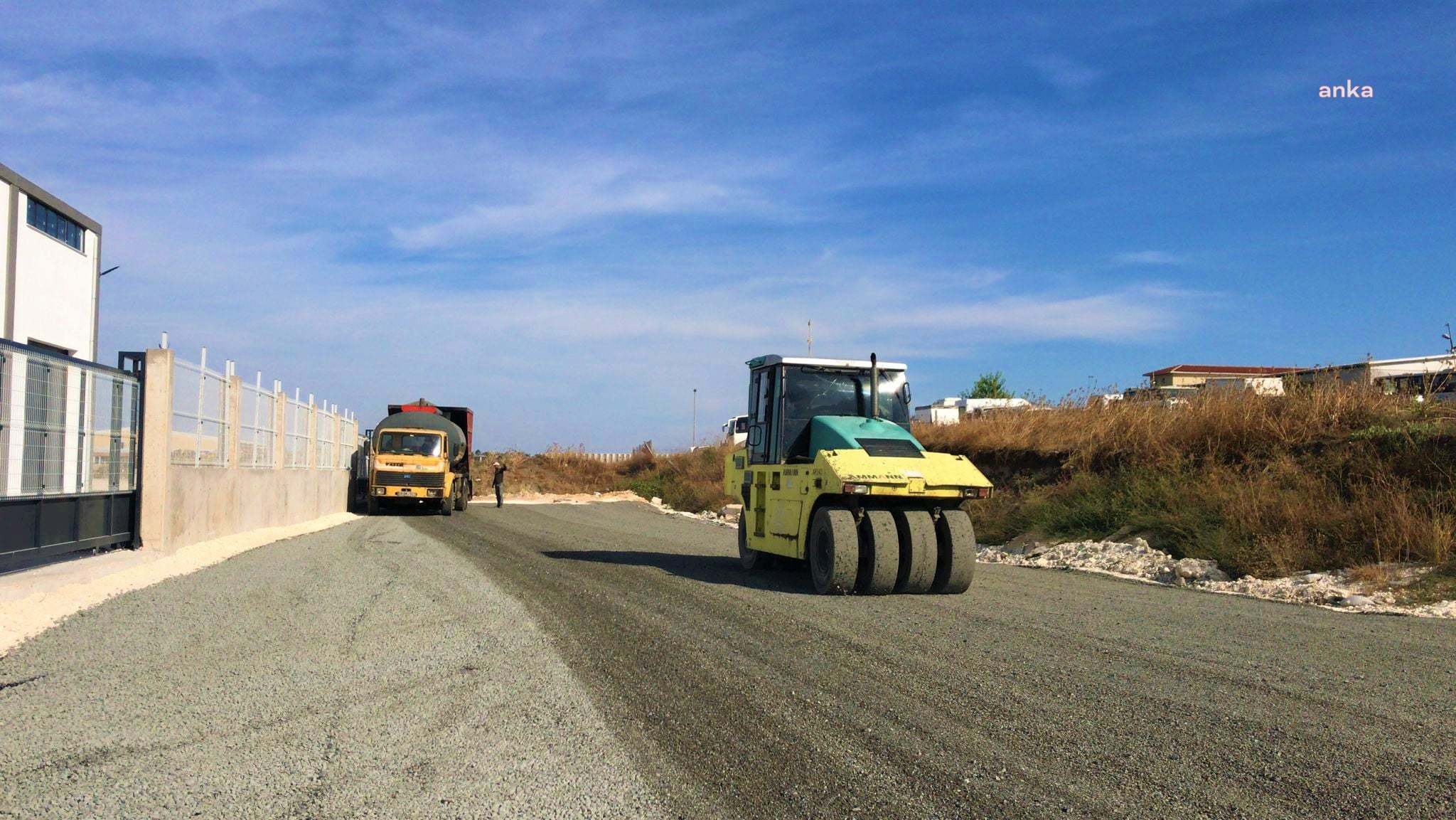 LÜLEBURGAZ’DA YOL ÇALIŞMALARI DEVAM EDİYOR