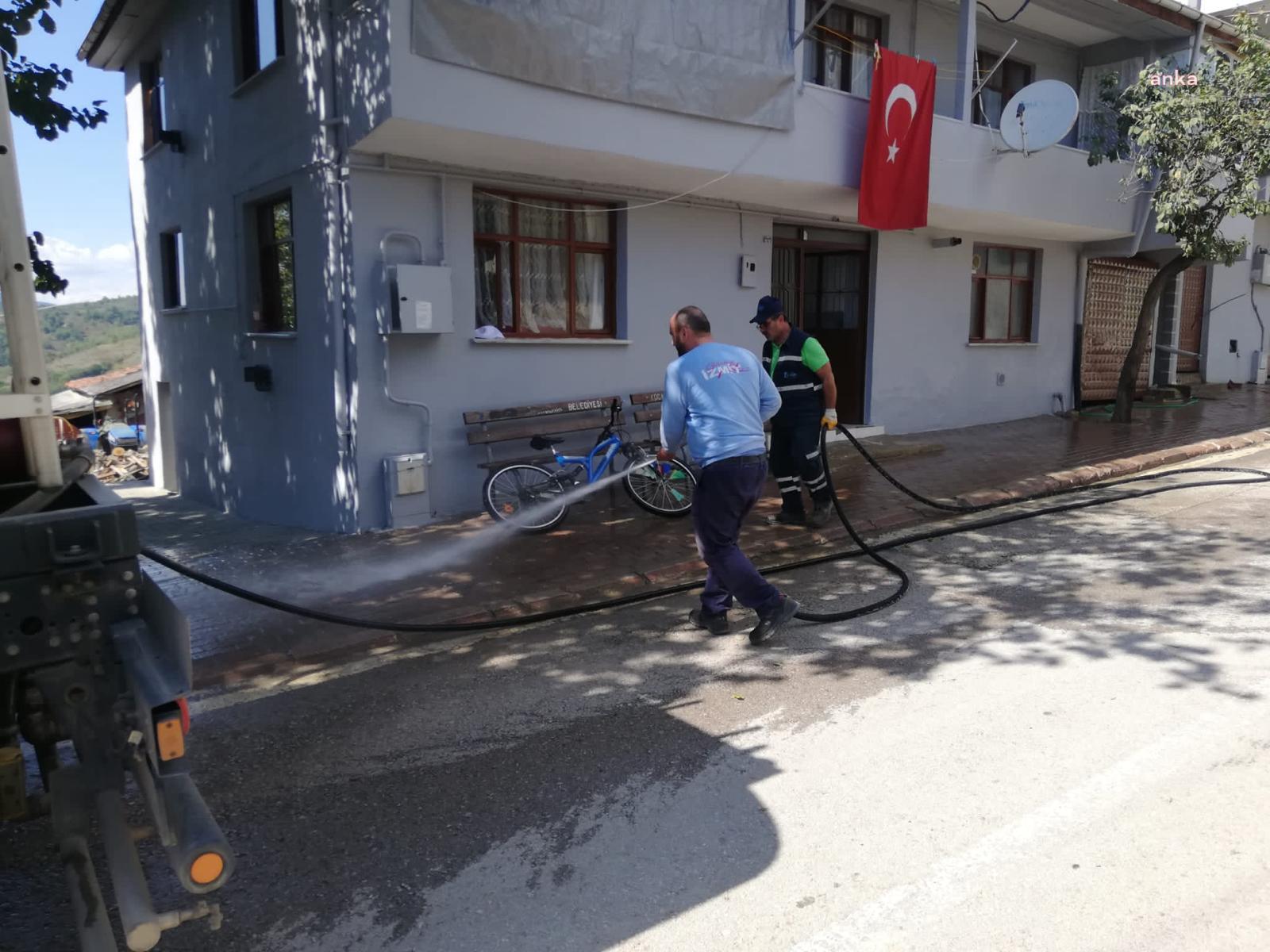İZMİT’TE HİJYEN SEFERBERLİĞİ DEVAM EDİYOR