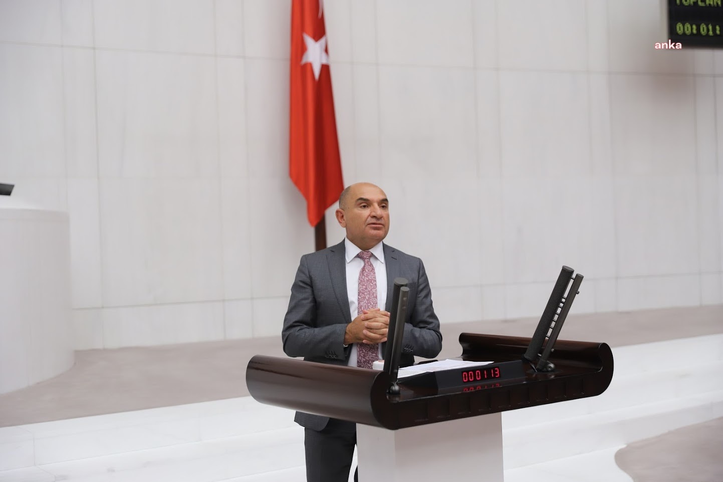 CHP'Lİ TARHAN: "PEGASUS'UN KEYFİ UYGULAMALARINI DENETLEYEN ULAŞTIRMA BAKANLIĞI SORUNLARIN MUHATABIDIR"