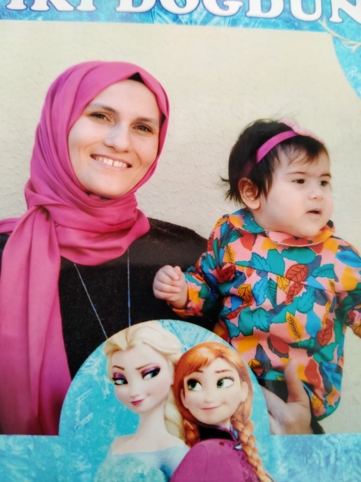 CEZAEVLERİNİN EN MASUM MAHKUMLARII: 780 BEBEK VE ÇOCUK ANNELERİ İLE BİRLİKTE DEMİR PARMAKLIKLAR ARDINDA