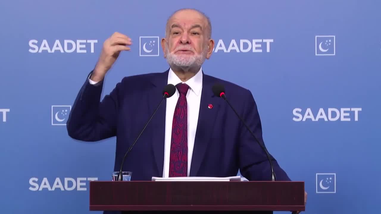 KARAMOLLAOĞLU: "BİR KİTAP TANITIMI İÇİN YAPTIKLARI ÇALIŞMAYI DIŞ POLİTİKAYI DÜZELTMEK İÇİN YAPSALARDI ÇOK DAHA FAYDALI OLURDU"