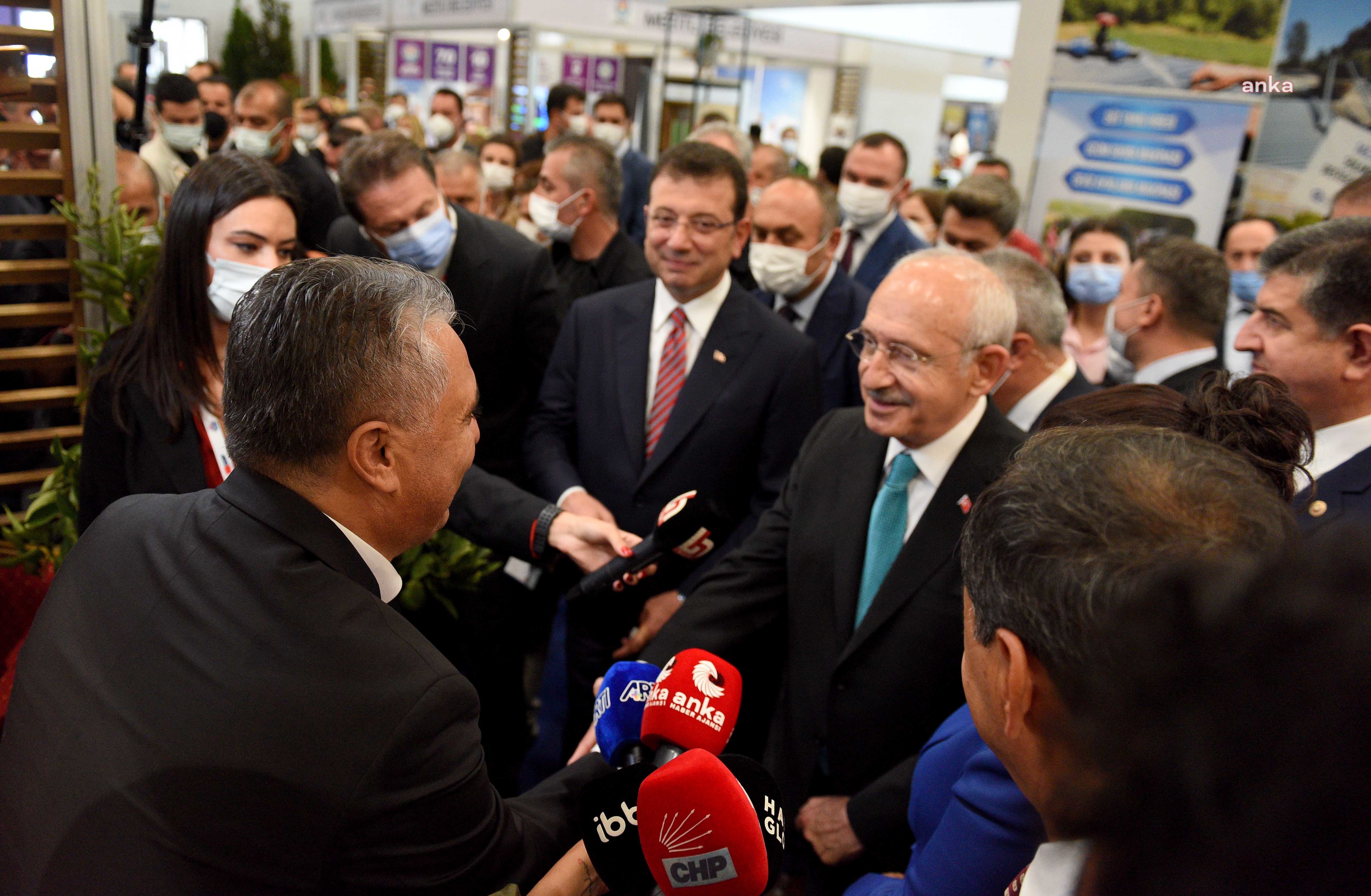CHP LİDERİ KILIÇDAROĞLU, MURATPAŞA STANDINDA