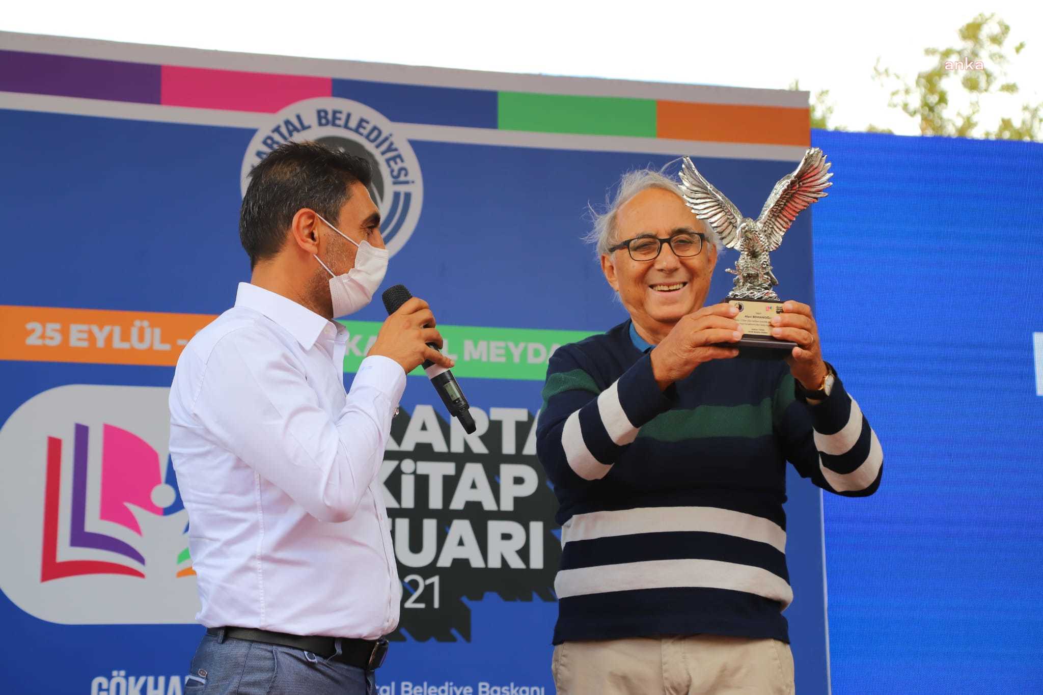 KARTAL KİTAP FUARI’NIN 6. GÜNÜNDE USTA KALEMLER KİTAPSEVERLERLE BULUŞTU