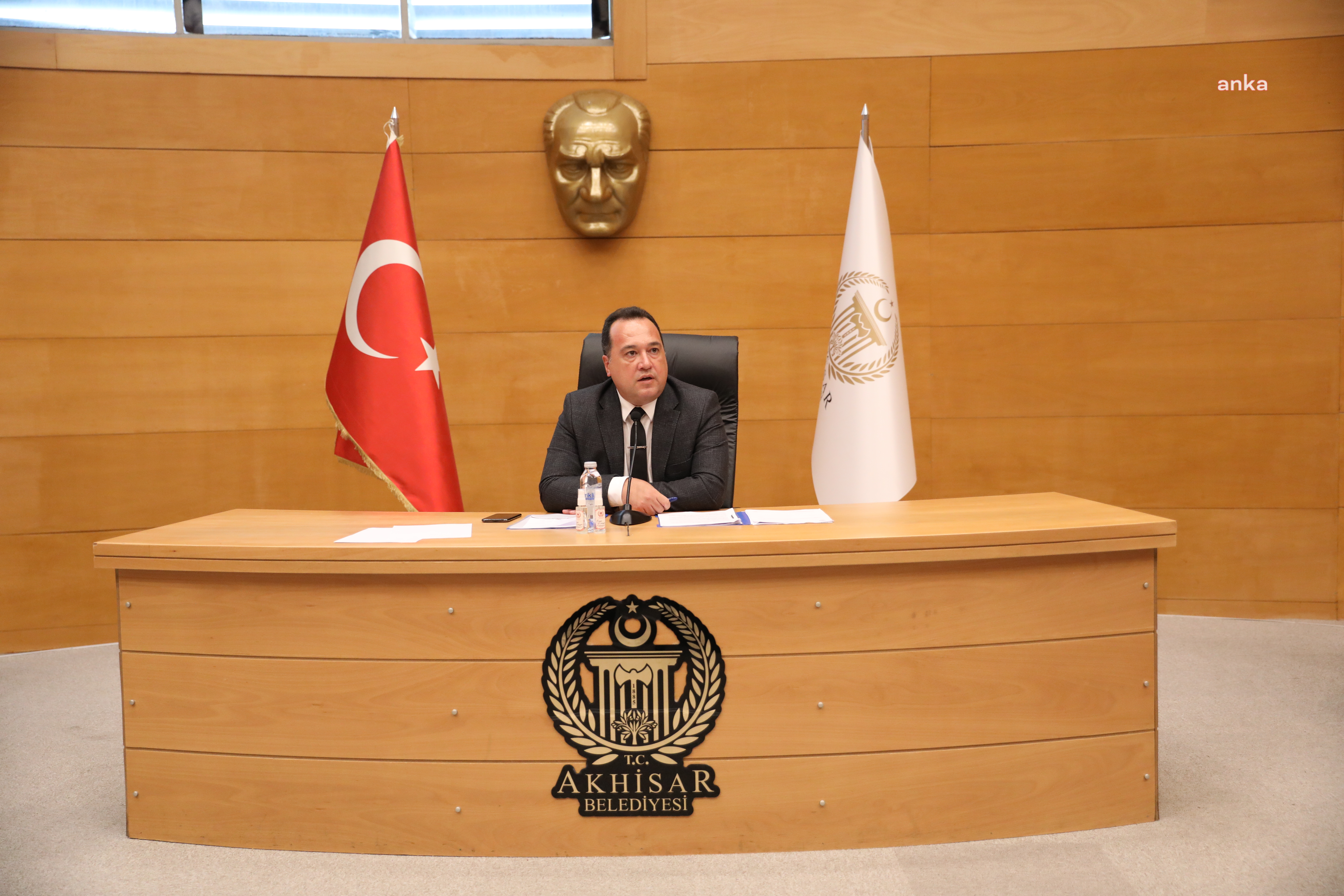 AKHİSAR BELEDİYE BAŞKANI DUTLULU, 9 AYLIK SOSYAL YARDIMLARI ANLATTI