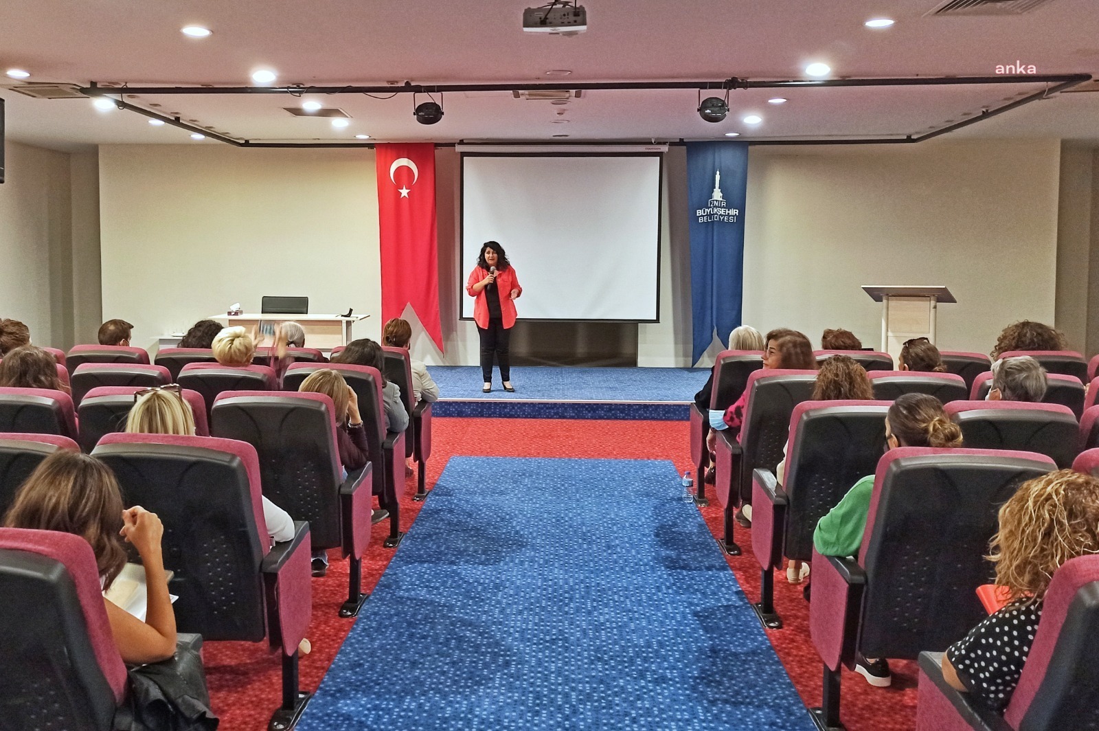 İZMİR BÜYÜKŞEHİR BELEDİYESİ, YEREL EŞİTLİK EYLEM PLANI ÇALIŞMALARINI SÜRDÜRÜYOR
