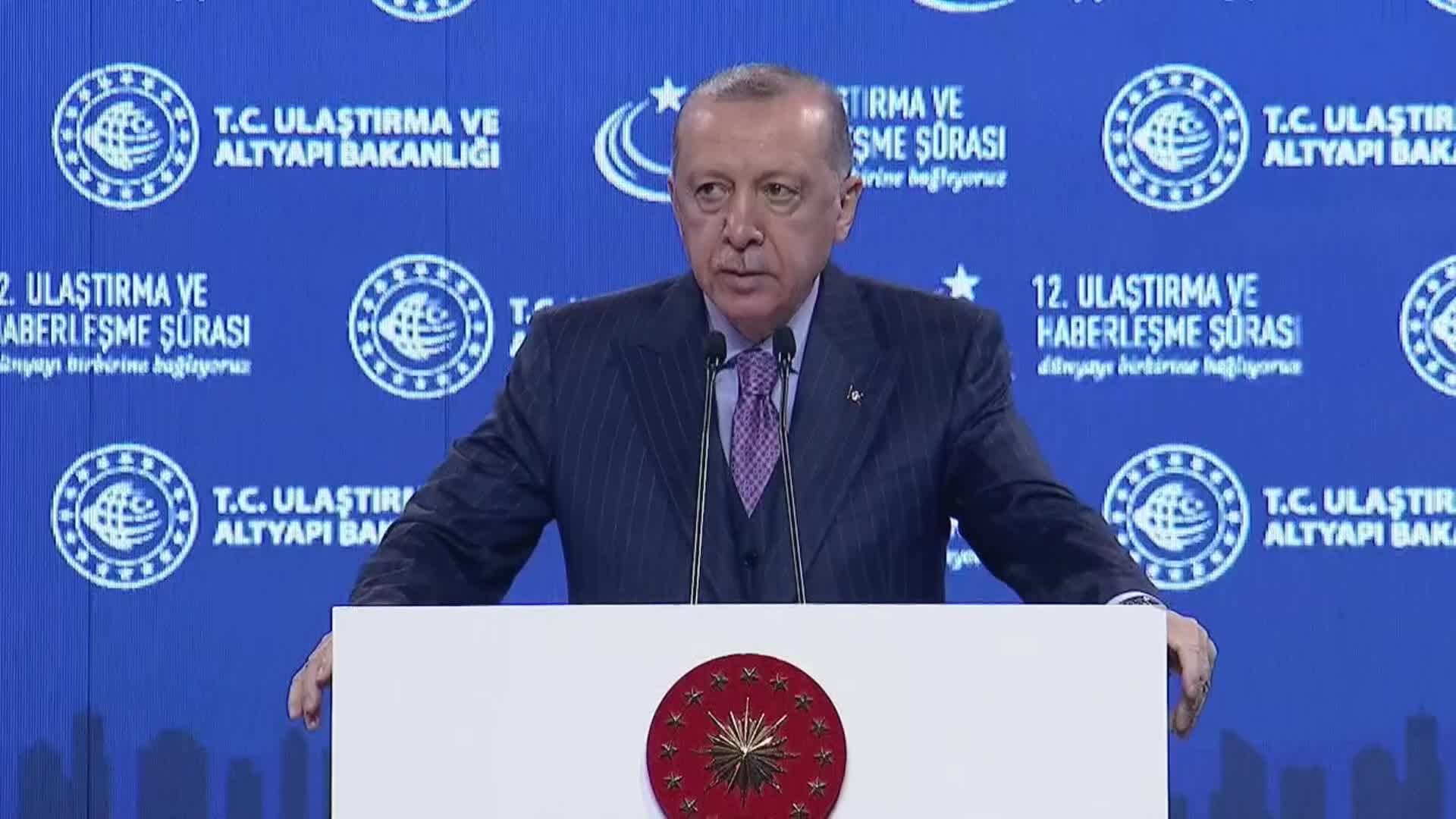ERDOĞAN: "DENİZ TAŞIMACILIĞINDAKİ EN BÜYÜK PROJEMİZ KANAL İSTANBUL'DUR, SAZLIDERE KÖPRÜSÜ İLK SOMUT ADIMIDIR"
