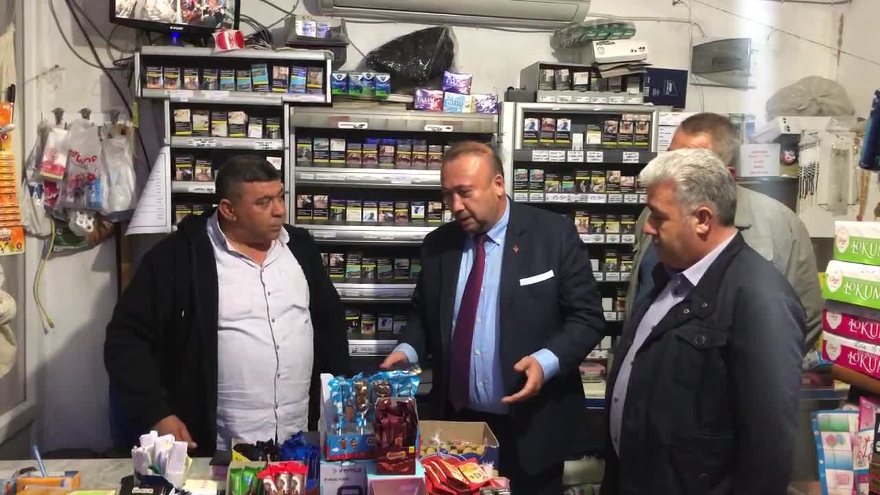 CHP’Lİ YALIM’IN DİNLEDİĞİ KÖY BAKKALI: "VATANDAŞ ASGARİ ÜCRETLE ÇOCUK MU OKUTACAK, KENDİ İHTİYAÇLARINI MI GÖRECEK?"