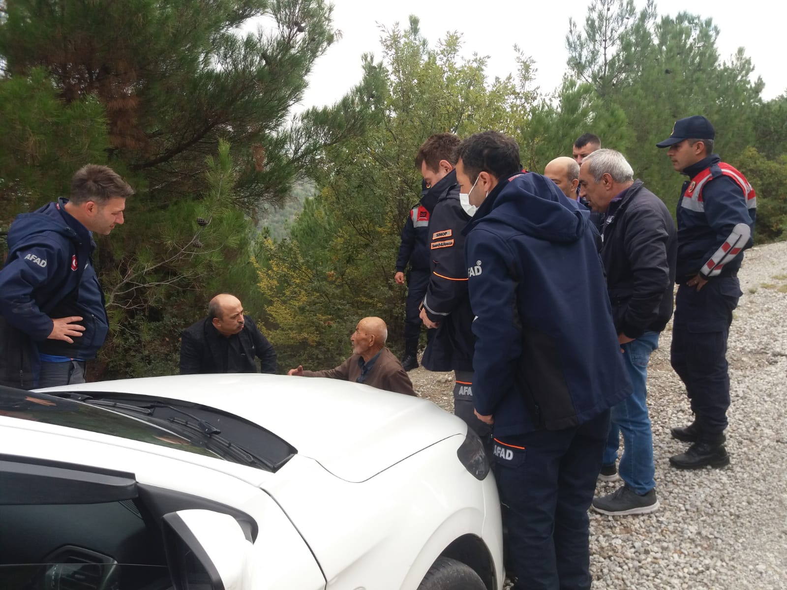 SİNOP'TA ALZHEİMER HASTASI YAŞLI ADAM 24 SAAT SONRA ORMANDA BULUNDU