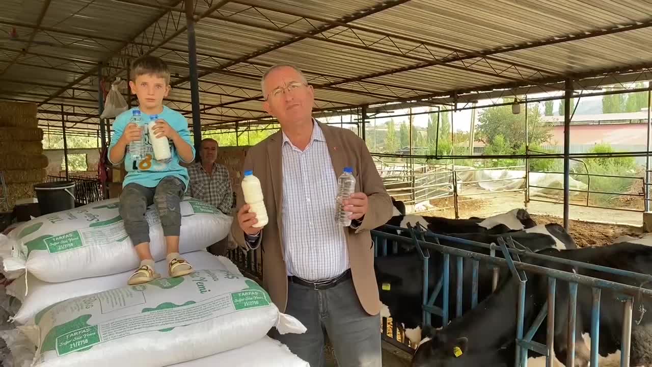 CHP'Lİ SERTEL: ÜRETİCİ SU FİYATINA SÜT SATIYOR!