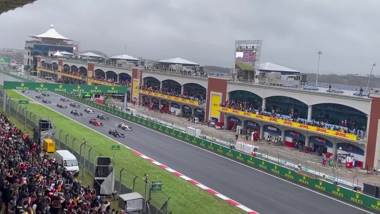 F1 TÜRKİYE GRAND PRİX'SİNİN KAZANANI MERCEDES TAKIMINDAN VALTTERİ BOTTAS OLDU