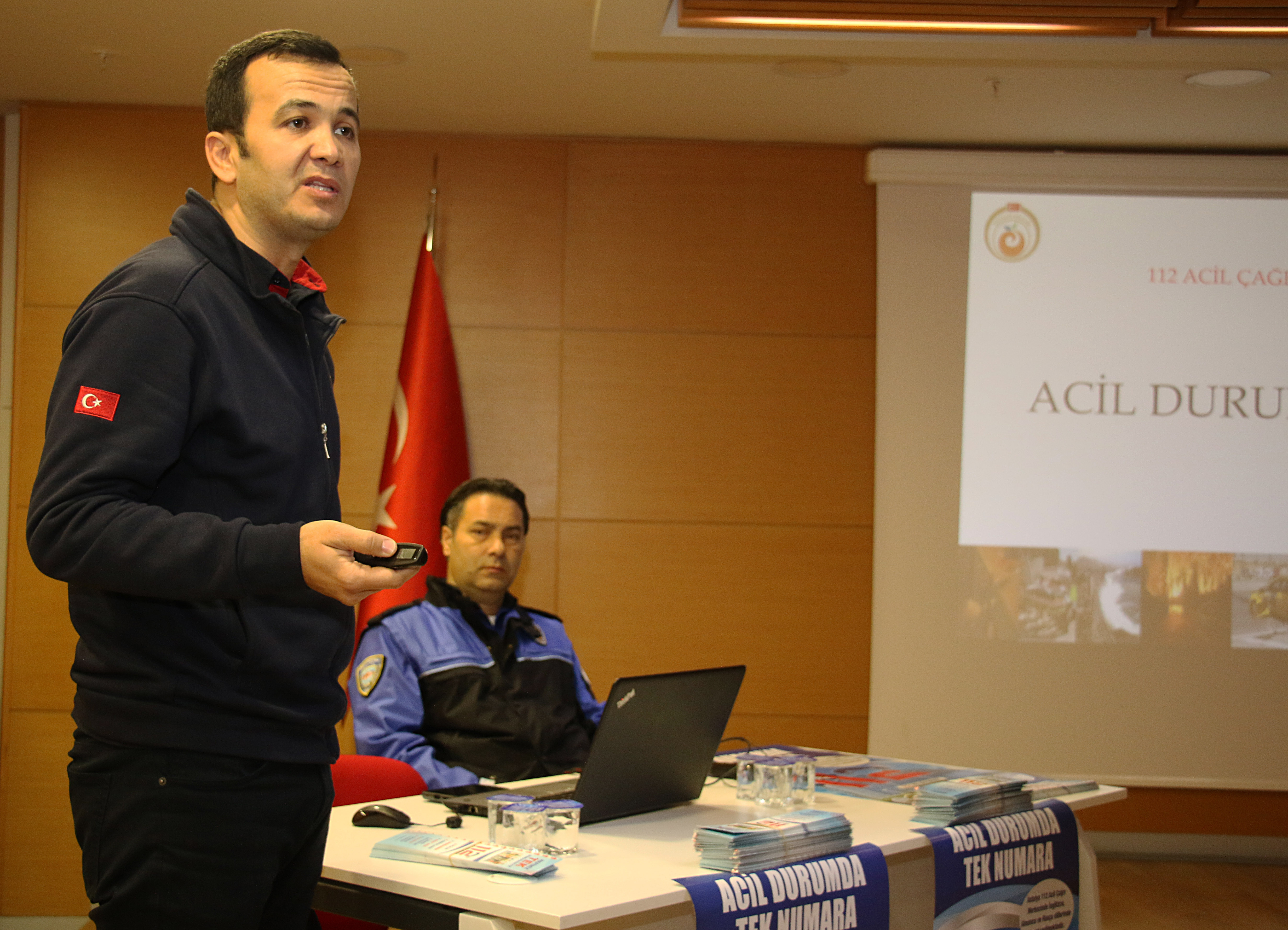 ANTALYA BÜYÜKŞEHİR PERSONELİNE 112 FARKINDALIK EĞİTİMİ
