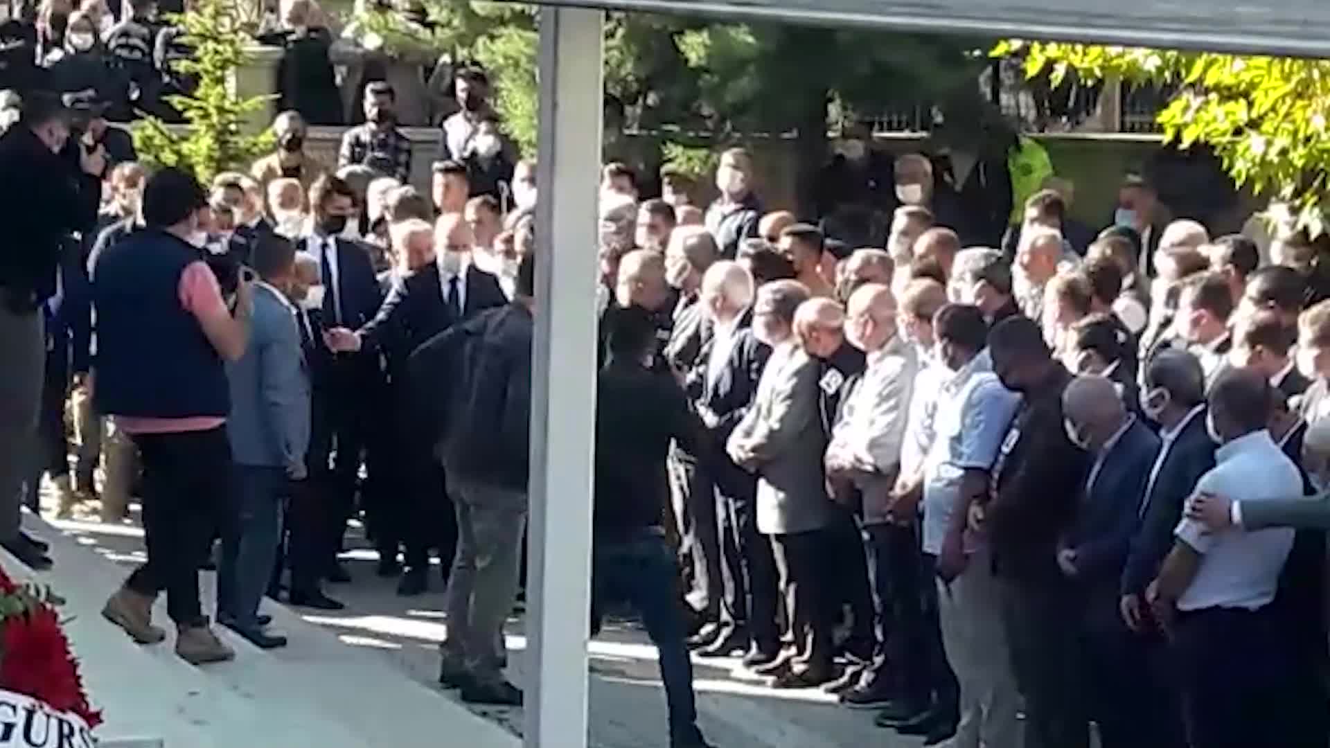 ŞEHİT POLİS ŞAHİN, ELAZIĞ'DA SON YOLCULUĞUNA UĞURLANDI